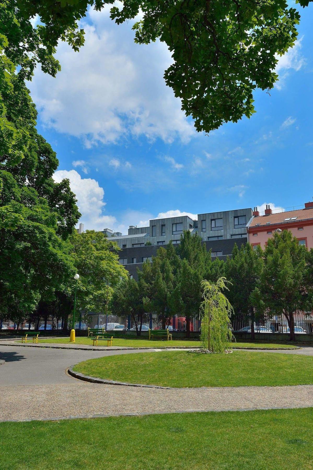 Ambiente Serviced Apartments - Dunajska Μπρατισλάβα Εξωτερικό φωτογραφία